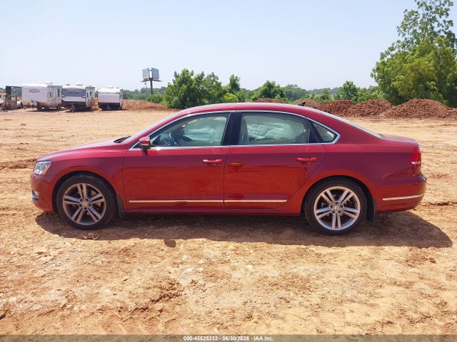 2015 Volkswagen Passat 1.8t Se მანქანა იყიდება აუქციონზე, vin: 1VWBS7A3XFC009782, აუქციონის ნომერი: 45525332
