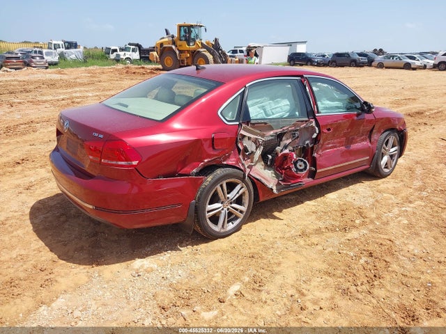 2015 Volkswagen Passat 1.8t Se მანქანა იყიდება აუქციონზე, vin: 1VWBS7A3XFC009782, აუქციონის ნომერი: 45525332