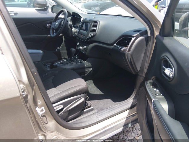 Jeep Cherokee Latitude 4x4 2019 1C4PJMCB8KD440379 Image 5