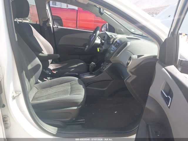 Chevrolet Sonic Lt Auto 2014 1G1JC5SH1E4190489 Image 5