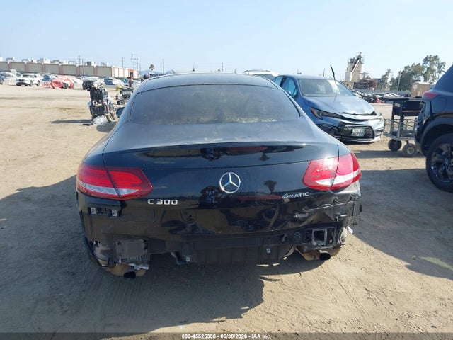 Продаж на аукціоні авто 2017 Mercedes-benz C 300 4matic, vin: WDDWJ4KB6HF401645, номер лоту: 45525358
