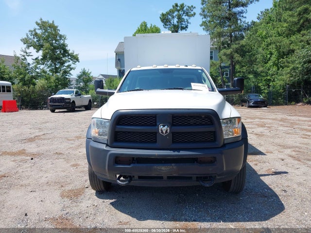 45525360 :رقم المزاد ، 3C7WRMAL0GG292158 vin ، 2016 Ram 5500 Chassis Tradesman/slt مزاد بيع