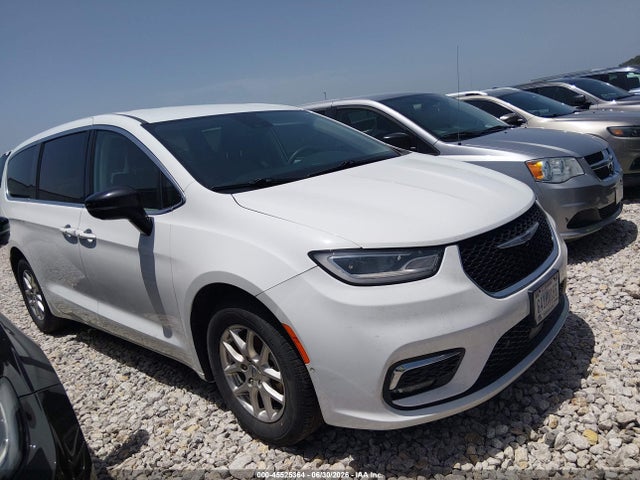 Chrysler Pacifica Touring L 2024 2C4RC1BG8RR112725 Image 13