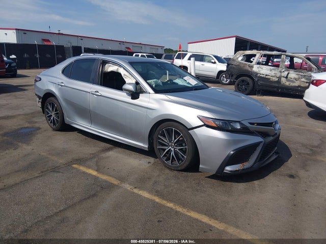 Продажа на аукционе авто 2022 Toyota Camry Se, vin: 4T1G11AK5NU044007, номер лота: 45525381