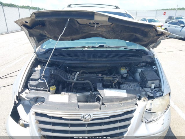 2006 Chrysler Town & Country Touring მანქანა იყიდება აუქციონზე, vin: 2A4GP54LX6R894352, აუქციონის ნომერი: 45525382