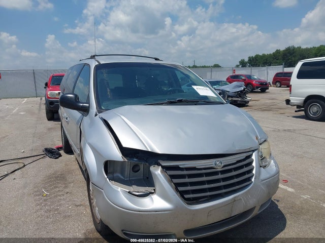 2006 Chrysler Town & Country Touring მანქანა იყიდება აუქციონზე, vin: 2A4GP54LX6R894352, აუქციონის ნომერი: 45525382