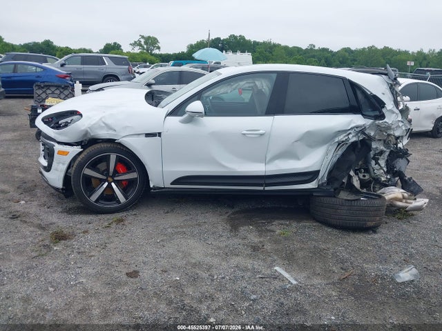 Aukcja sprzedaży 2024 Porsche Macan S, vin: WP1AG2A51RLB41238, numer aukcji: 45525397