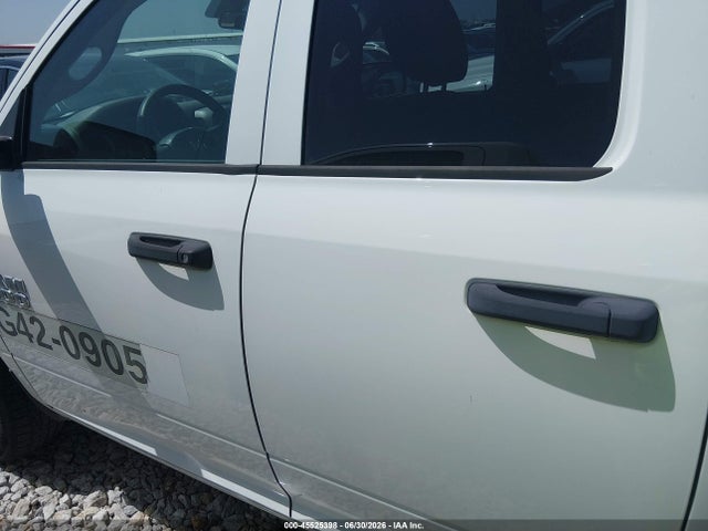 Aukcja sprzedaży 2017 Ram 1500 Tradesman  4x2 6'4 Box, vin: 1C6RR6FG7HS764939, numer aukcji: 45525398