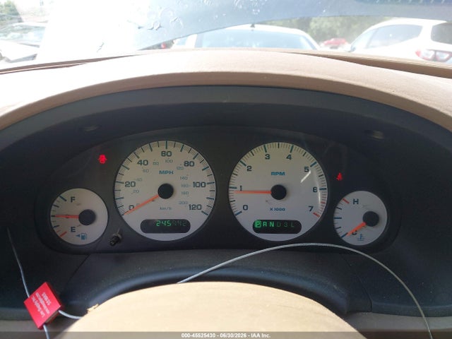 45525430 :رقم المزاد ، 1C8GJ25391B132589 vin ، 2001 Chrysler Voyager مزاد بيع