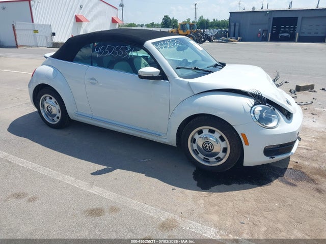 Volkswagen Beetle 1.8t Classic 2015 3VW517AT7FM810118 головне зображення