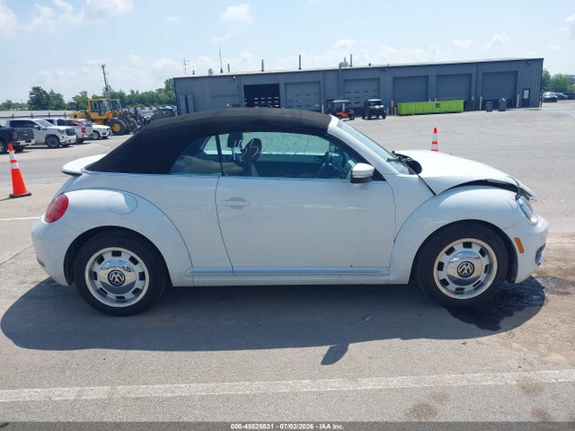 3VW517AT7FM810118 Volkswagen Beetle 1.8t Classic