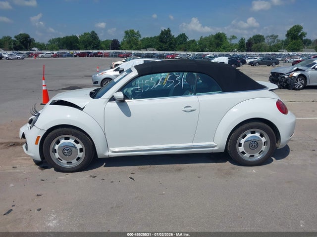 3VW517AT7FM810118 Volkswagen Beetle 1.8t Classic
