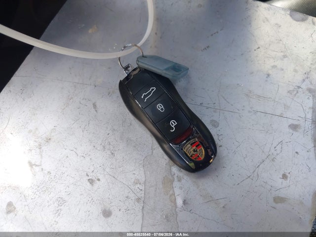 WP1AE2A28GLA17749 Porsche Cayenne E-hybrid S
