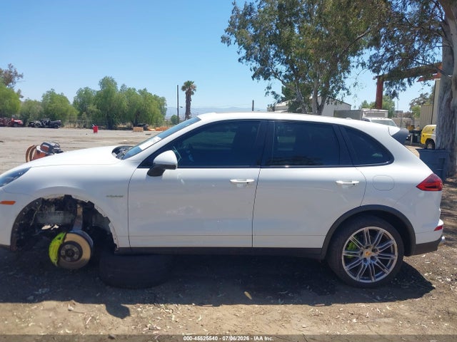 WP1AE2A28GLA17749 Porsche Cayenne E-hybrid S