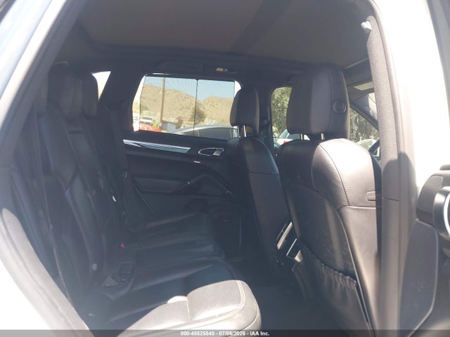 WP1AE2A28GLA17749 Porsche Cayenne E-hybrid S