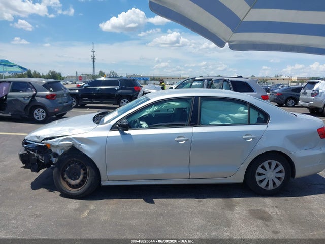 Продаж на аукціоні авто 2014 Volkswagen Jetta 2.0l S, vin: 3VW2K7AJ4EM429419, номер лоту: 45525544