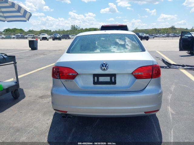 Продаж на аукціоні авто 2014 Volkswagen Jetta 2.0l S, vin: 3VW2K7AJ4EM429419, номер лоту: 45525544