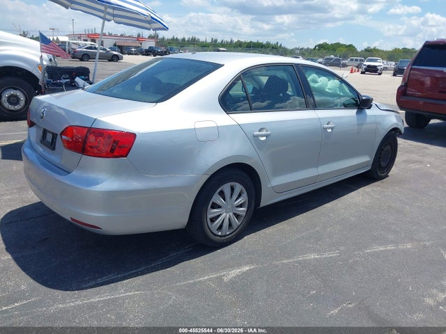 Продаж на аукціоні авто 2014 Volkswagen Jetta 2.0l S, vin: 3VW2K7AJ4EM429419, номер лоту: 45525544