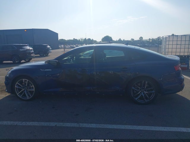 Продажа на аукционе авто 2019 Audi A5 45 Premium, vin: WAUENCF56KA016600, номер лота: 45525550