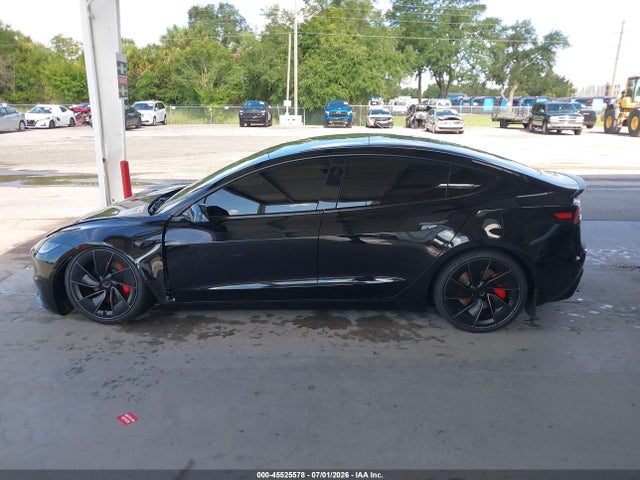 Tesla Model 3 Performance All-wheel Drive 2026 5YJ3E1ETXTF127724 Image 14