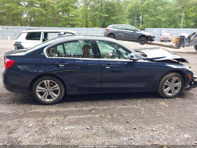 2017 Bmw 330i Xdrive მანქანა იყიდება აუქციონზე, vin: WBA8D9G50HNU60154, აუქციონის ნომერი: 45525593