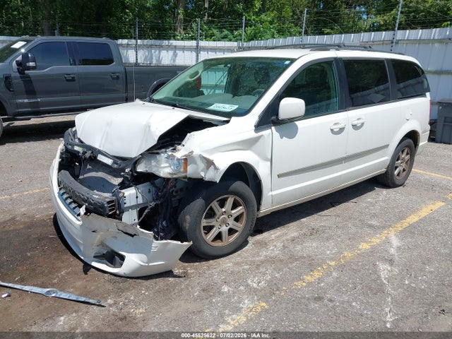 2010 Chrysler Town & Country Touring მანქანა იყიდება აუქციონზე, vin: 2A4RR5D13AR133933, აუქციონის ნომერი: 45525622