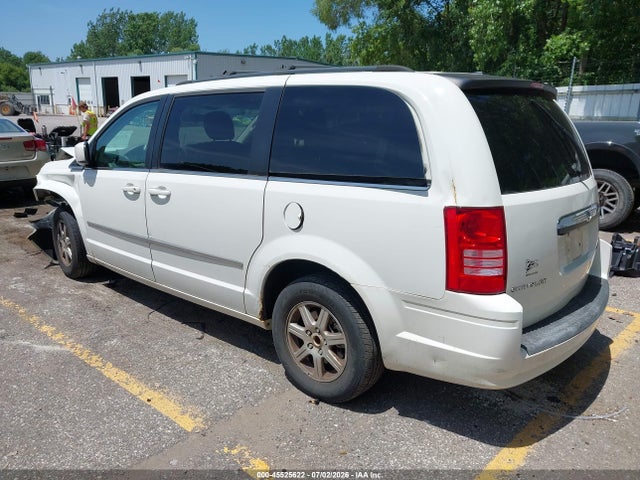 2010 Chrysler Town & Country Touring მანქანა იყიდება აუქციონზე, vin: 2A4RR5D13AR133933, აუქციონის ნომერი: 45525622