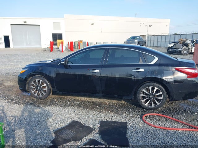 Продажа на аукционе авто 2018 Nissan Altima 2.5 Sl, vin: 1N4AL3AP2JC159021, номер лота: 45525630