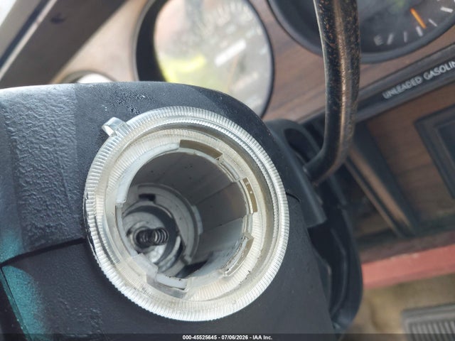45525645 :رقم المزاد ، 1B7HE16Y3PS167958 vin ، 1993 Dodge D-series D150 مزاد بيع