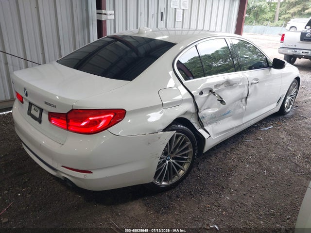 2018 Bmw 530i Xdrive მანქანა იყიდება აუქციონზე, vin: WBAJA7C5XJWC75875, აუქციონის ნომერი: 45525648
