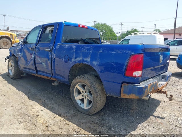 45525659 :رقم المزاد ، 1C6RR7FTXHS758667 vin ، 2017 Ram 1500 Express  4x4 6'4 Box مزاد بيع