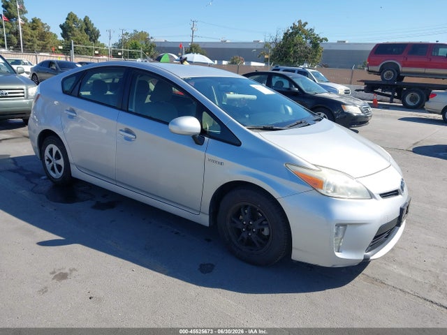 2013 Toyota Prius Three მანქანა იყიდება აუქციონზე, vin: JTDKN3DU3D5636199, აუქციონის ნომერი: 45525673