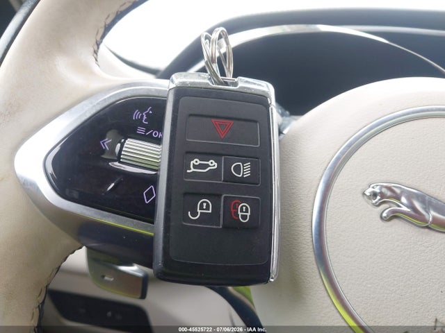 45525722 :رقم المزاد ، SADCJ2EX8NA698634 vin ، 2022 Jaguar F-pace S P250 Awd Automatic مزاد بيع