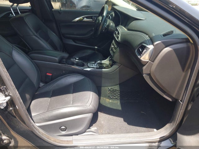 45525727 :رقم المزاد ، SJKCH5CR4HA033969 vin ، 2017 Infiniti Qx30 Premium مزاد بيع
