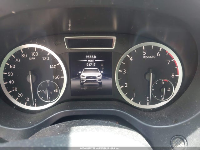 45525727 :رقم المزاد ، SJKCH5CR4HA033969 vin ، 2017 Infiniti Qx30 Premium مزاد بيع