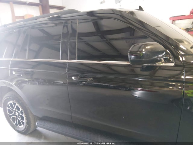 1FMJU1GT5NEA12021 Ford Expedition Xl