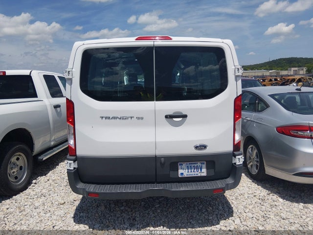 Ford Transit-150 2018 1FTYE1ZM8JKB18710 Image 16
