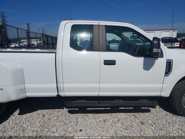 1FT8X3C65NEC95848 Ford F-350 Lariat/xl/xlt
