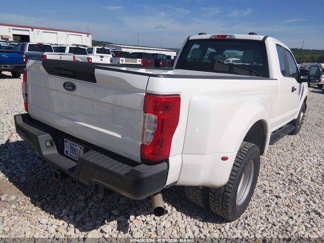 1FT8X3C65NEC95848 Ford F-350 Lariat/xl/xlt