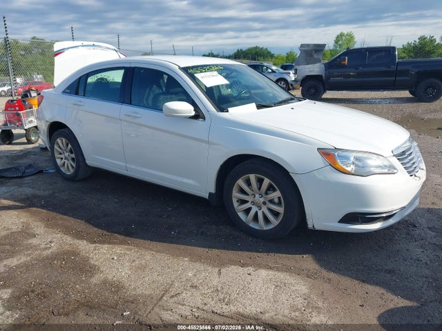 Aukcja sprzedaży 2011 Chrysler 200 Touring, vin: 1C3BC1FG6BN611185, numer aukcji: 45525866