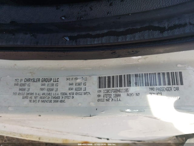 45525866 :رقم المزاد ، 1C3BC1FG6BN611185 vin ، 2011 Chrysler 200 Touring مزاد بيع