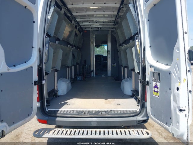 WD3PE8DD6GP364642 Mercedes-Benz Sprinter 2500 High Roof