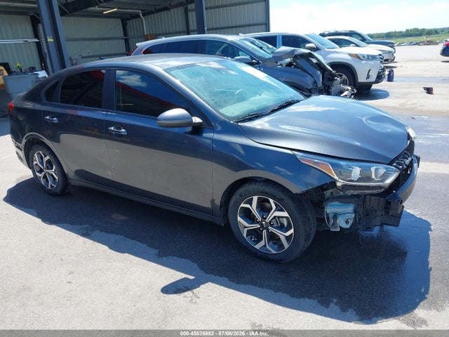 KIA Forte Lxs 2021 3KPF24ADXME353940 головне зображення
