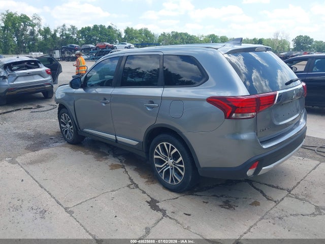 Продаж на аукціоні авто 2018 Mitsubishi Outlander Es, vin: JA4AZ2A39JZ008412, номер лоту: 45525888