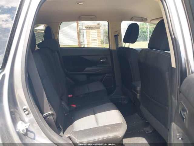 Продаж на аукціоні авто 2018 Mitsubishi Outlander Es, vin: JA4AZ2A39JZ008412, номер лоту: 45525888