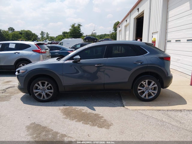 45525923 :رقم المزاد ، 3MVDMADM6MM233746 vin ، 2021 Mazda Cx-30 Premium مزاد بيع