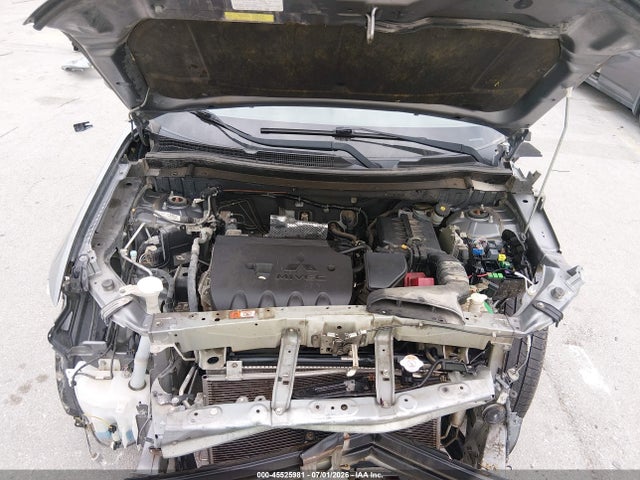 2014 Mitsubishi Outlander Se მანქანა იყიდება აუქციონზე, vin: JA4AZ3A34EZ002402, აუქციონის ნომერი: 45525981
