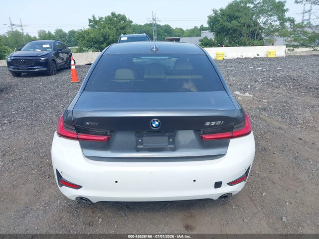 45526166 :رقم المزاد ، 3MW5R7J02M8B90525 vin ، 2021 Bmw 330i Xdrive مزاد بيع
