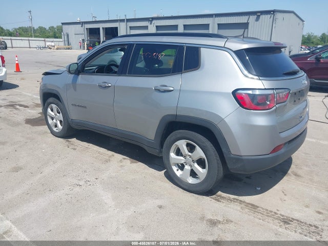 3C4NJCBB4KT699769 Jeep Compass Latitude Fwd