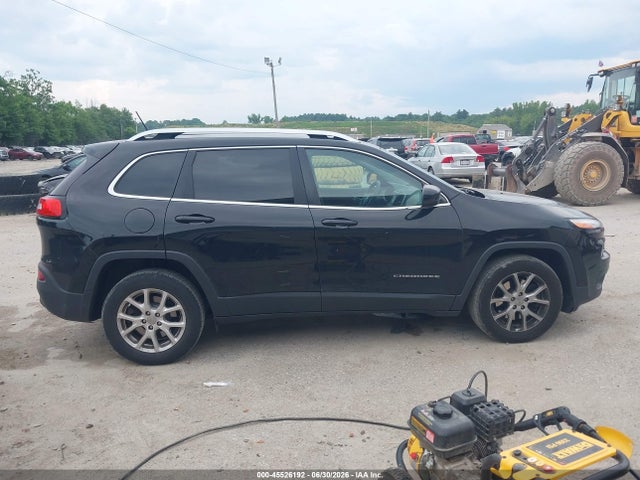 1C4PJLCX0JD583766 Jeep Cherokee Latitude Fwd